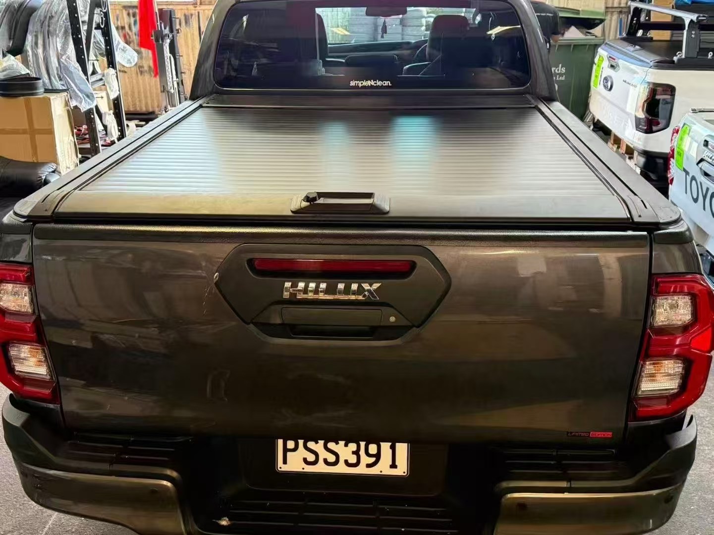 P4 Toyota Hilux Retractable Tonneau Cover Installation – New