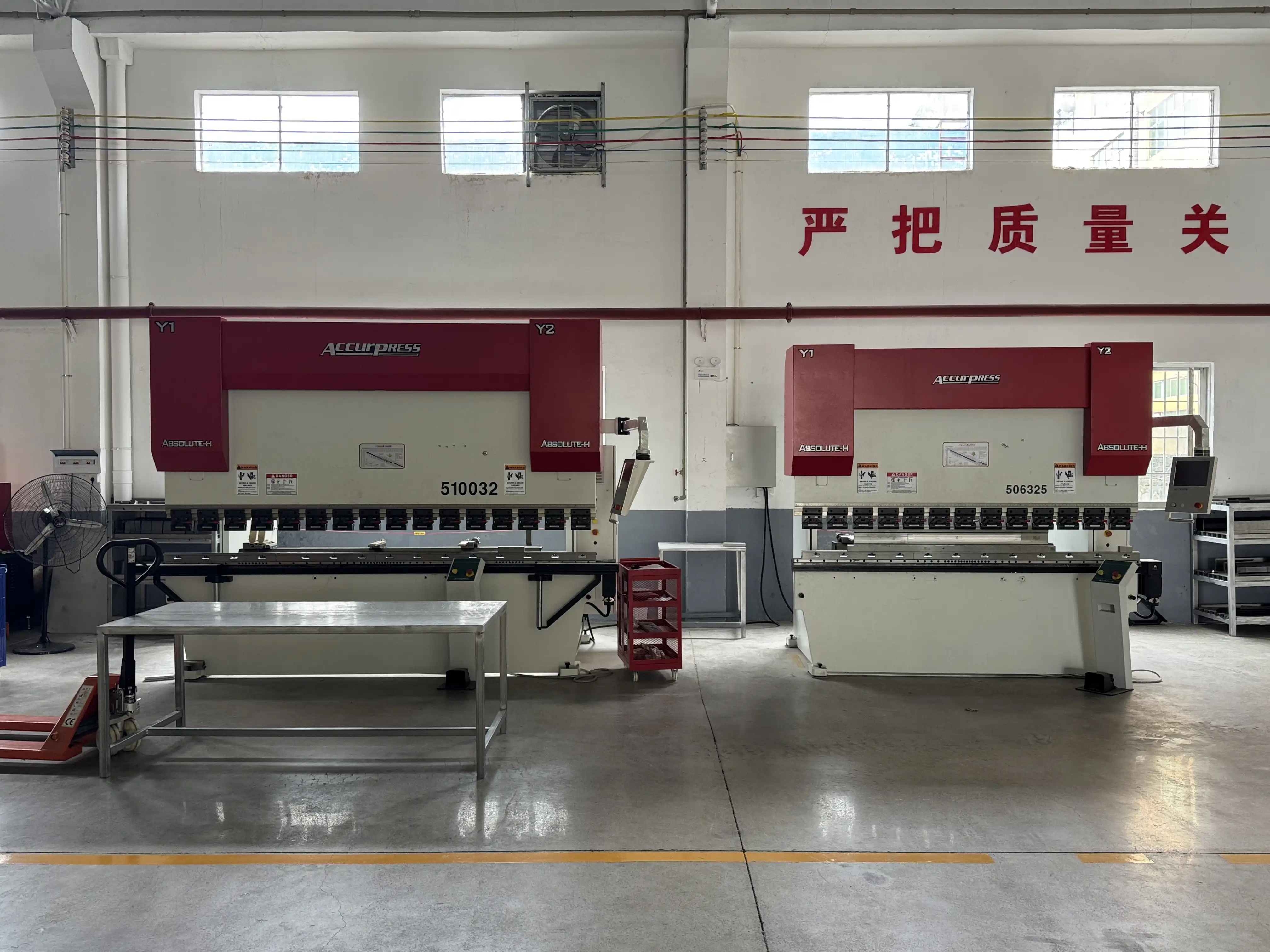 KASENDE Aluminum Pickup Canopy Manufacturer: Precision Production, OEM/ODM Customization, and Quality Control(Image3) KASENDE Aluminum Pickup Canopy Manufacturer: Precision Production, OEM/ODM Customization, and Quality Control(Image3)
